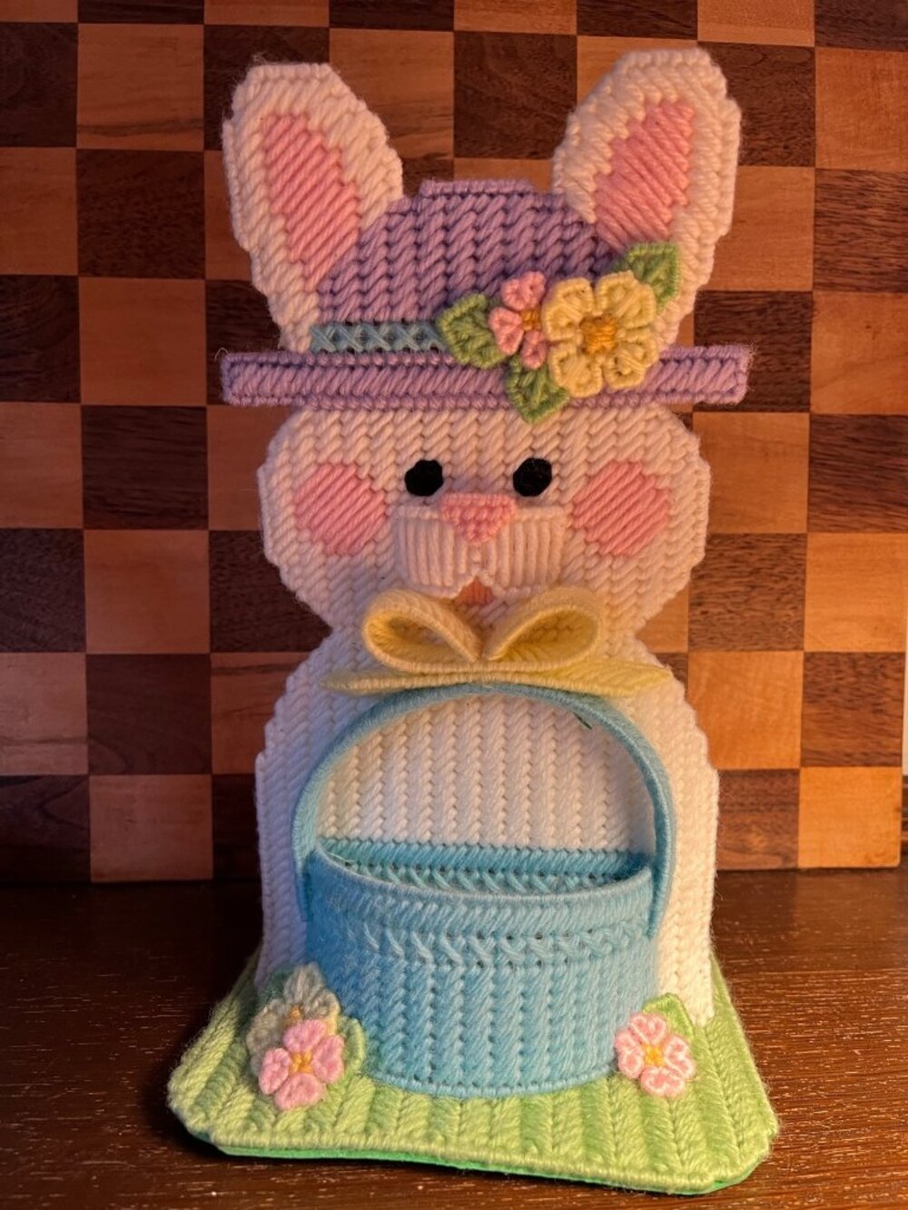 Plastic Canvas Bunny and Basket A1242